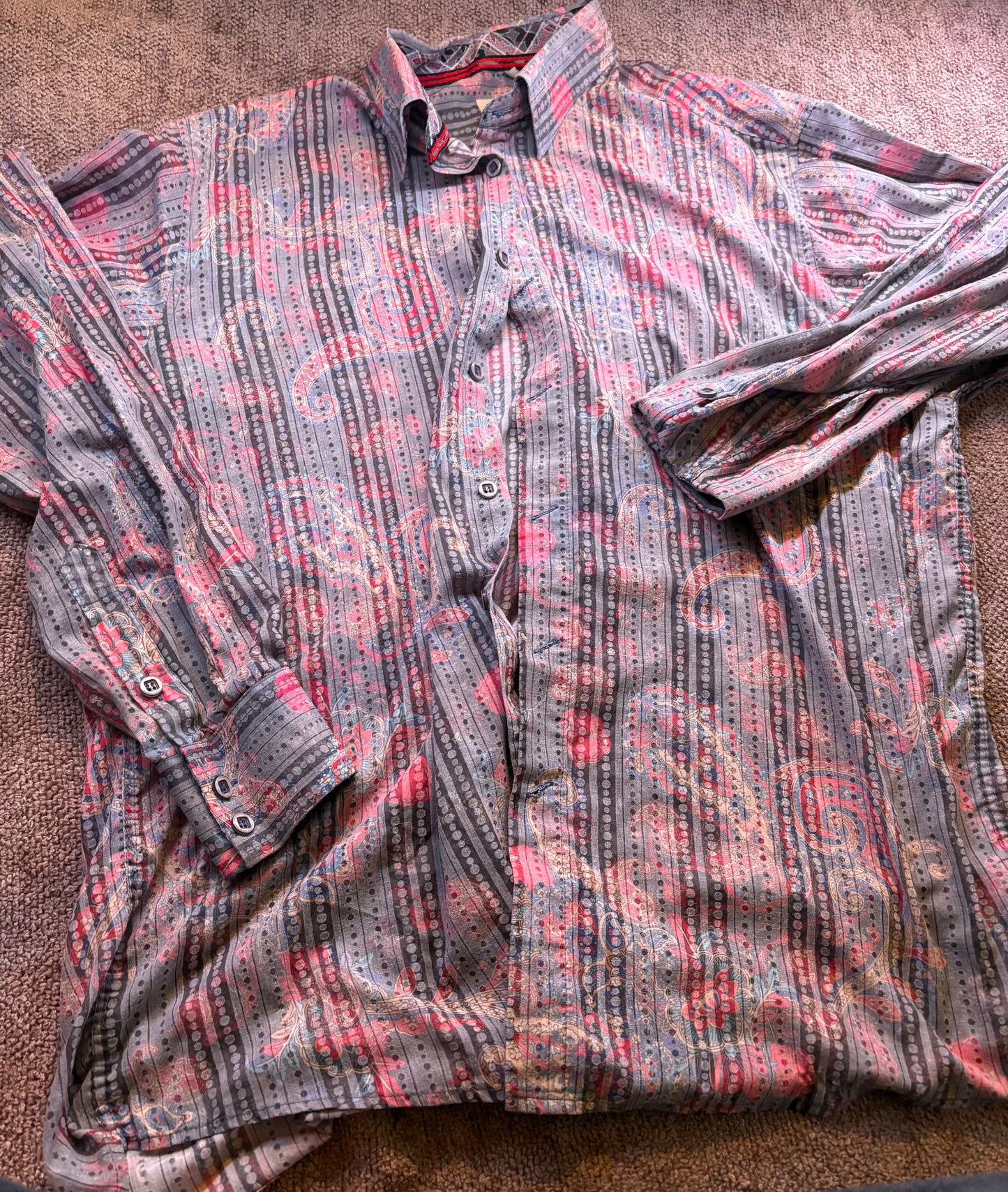 Stylish Button Up (Medium)
